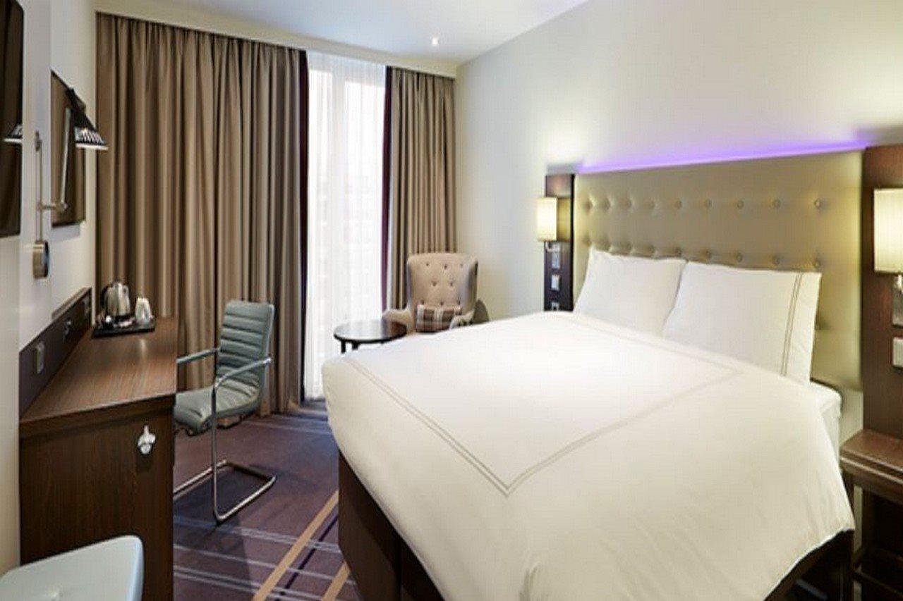 Premier Inn Stuttgart City Europaviertel Eksteriør bilde