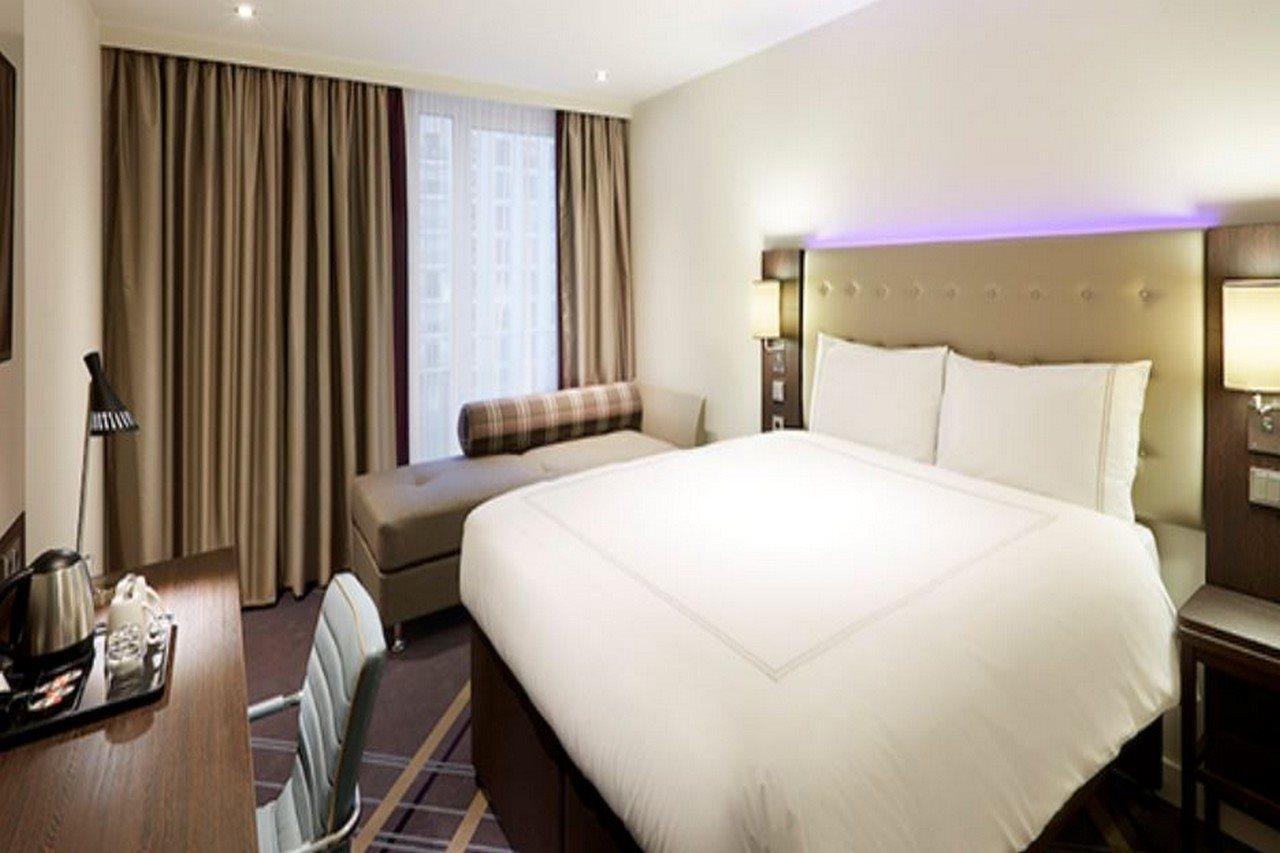 Premier Inn Stuttgart City Europaviertel Eksteriør bilde